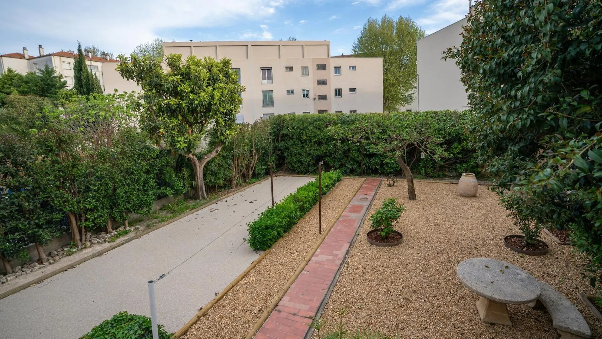 Villa Maurel Yourhosthelper Arles 0*,  Fransa