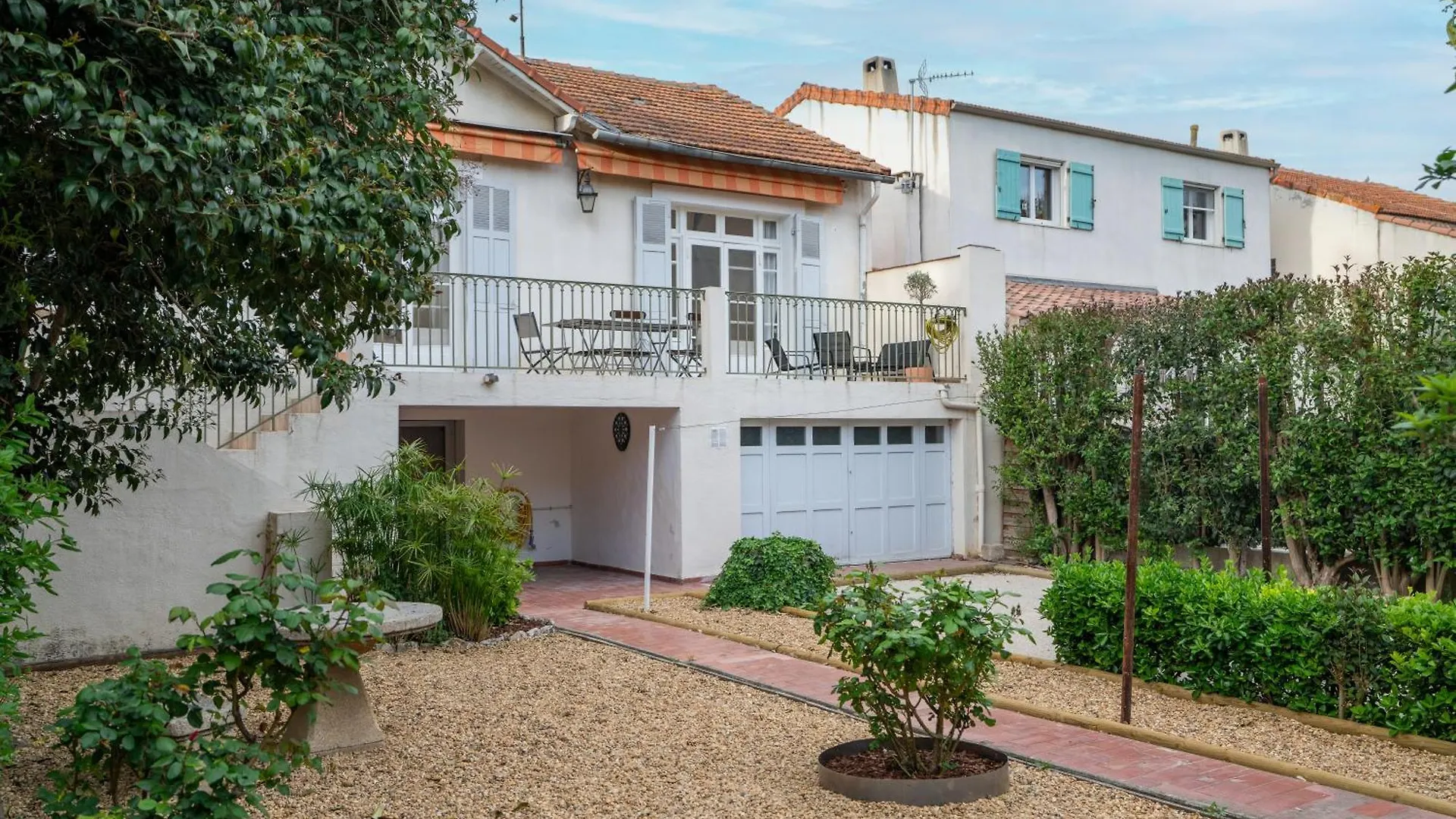 Villa Maurel Yourhosthelper Arles Fransa