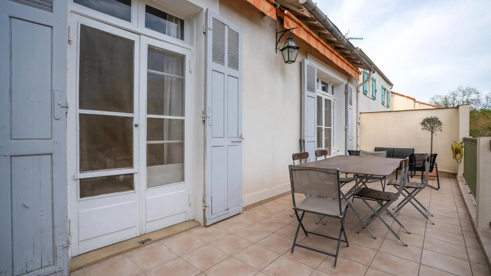 Villa Maurel Yourhosthelper Arles Fransa