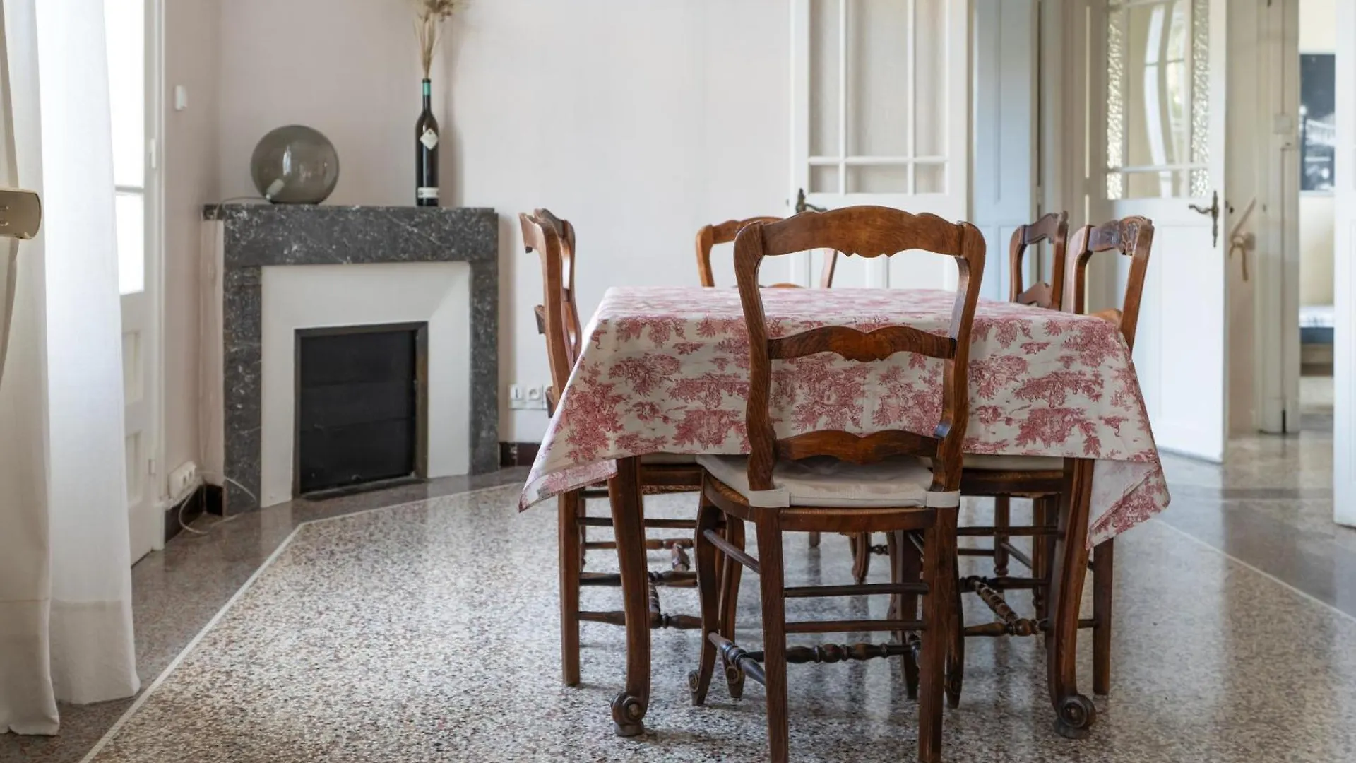 Villa Maurel Yourhosthelper Arles Fransa